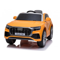 Ride On Car Audi Q8 JJ2066 Sárgára festve