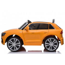 Ride On Car Audi Q8 JJ2066 Sárgára festve