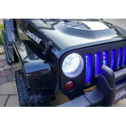 Utazzon az S2388 Jeep Black 4x45 W-os autóval