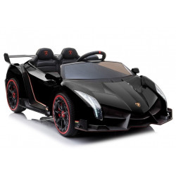 Elektromos utazás a Lamborghini Veneno Black-en